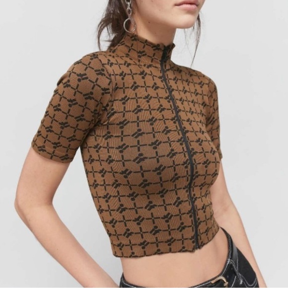 ***SOLD*** NWT Urban Outfitters Iets Frans Geo Top - Picture 2 of 7